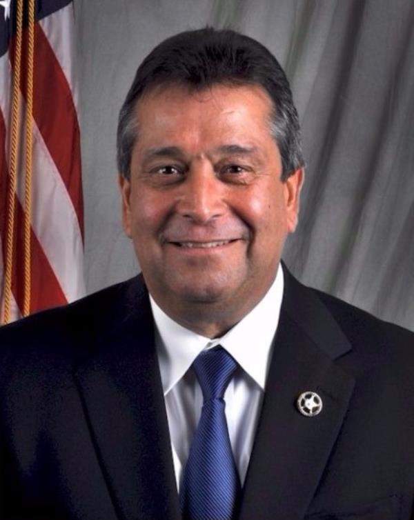 Headshot of former US Marshal Robert Almonte
